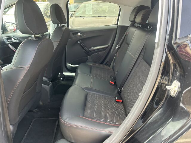 PEUGEOT 208 GT 1.2 E-THP AUTO SPANISH LHD IN SPAIN 58000 MILES SUPERB 2019